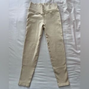 Aerie - Offline Seamless High Waisted 7/8 Leggings